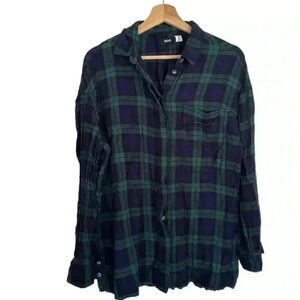 Bdg green plaid long sleeve shirt